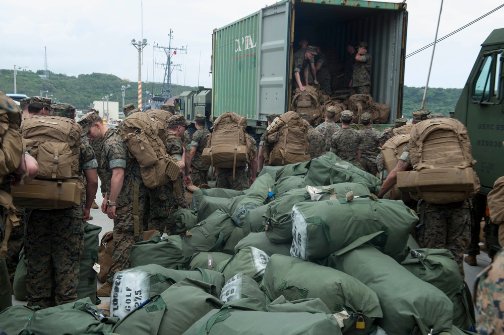 USS Bonhomme Richard (LHD 6) arrives to Okinawa, Japan