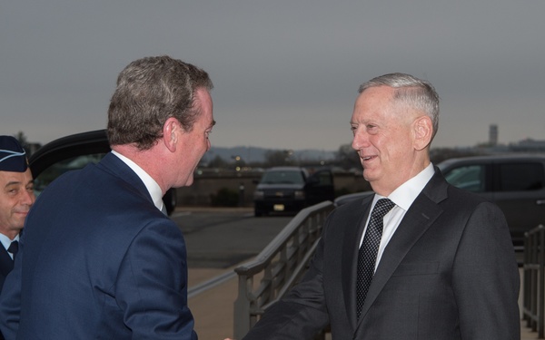 SD Mattis meets with Australia’s Minister for Defence Industry Christopher Pyne