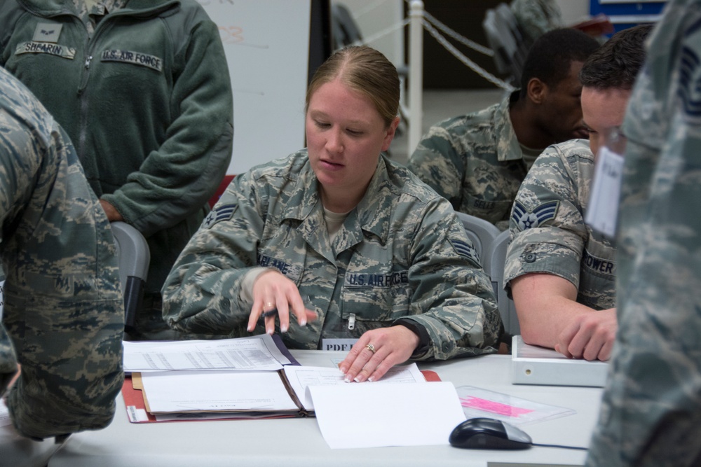 Reservists participate in deployment exercise