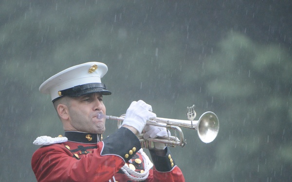 The graveside service for John Glenn takes place in Arlington National Cemetery