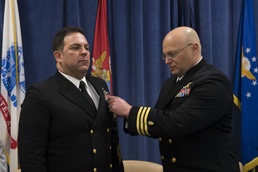 SWMI SCPO Awarded Navy/Marine Corps Medal