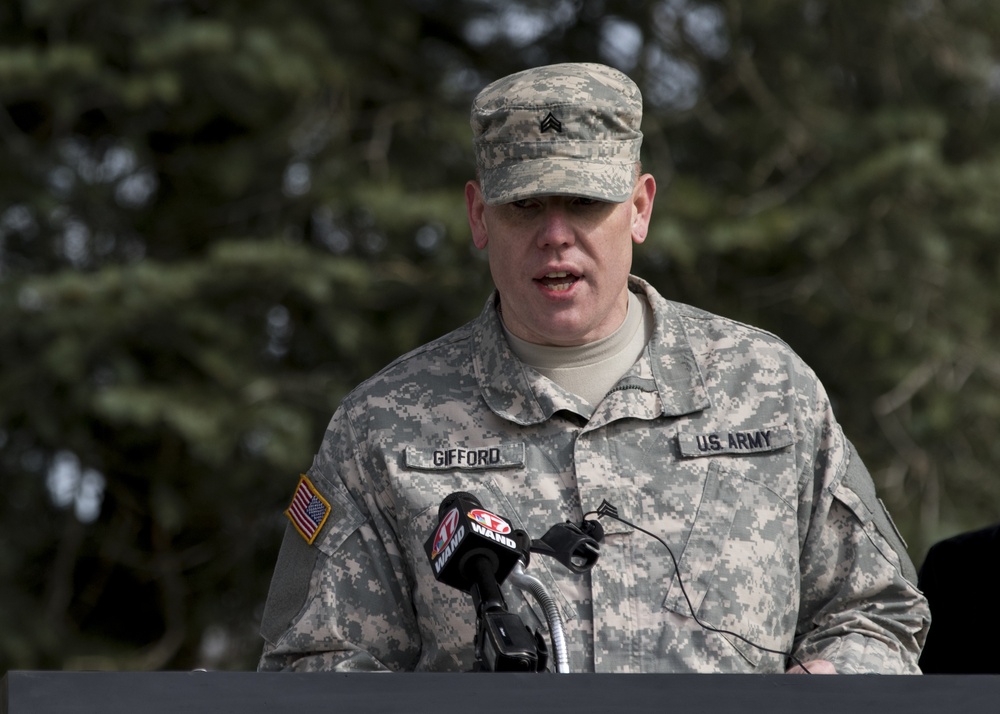 Illinois National Guard speaks at WWI Ceremony