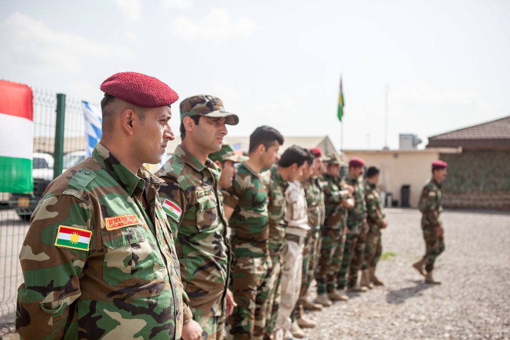 Peshmerga soldiers graduate from the detect and defeat course