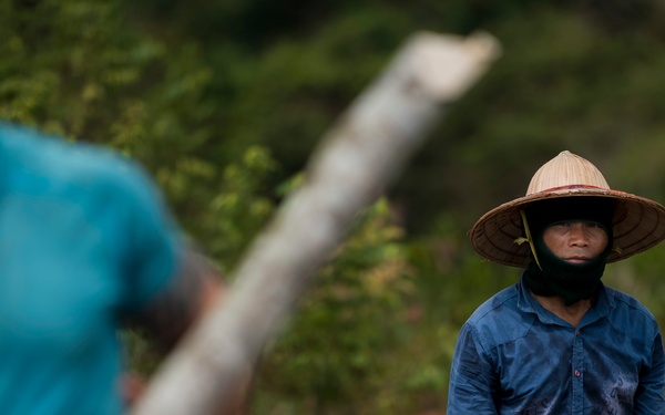 Local Lao workers help DPAA