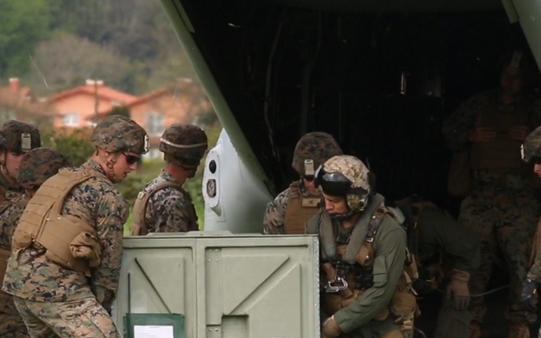 Spanish specialty: U.S. Marines educate themselves on Spanish disaster relief