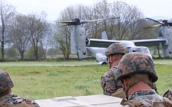 Spanish specialty: U.S. Marines educate themselves on Spanish disaster relief