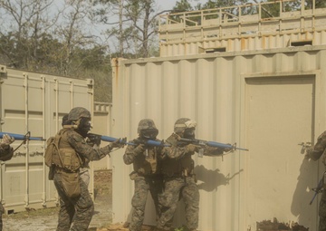 2nd LAR develop urban fighting skills during BUST course