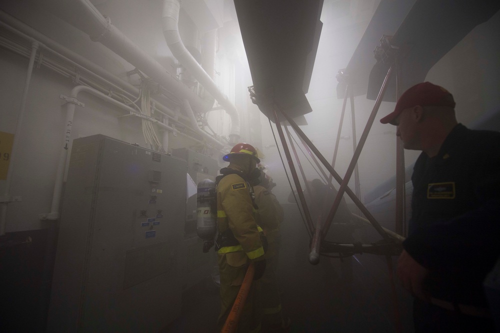 USS Shoup (DDG 86) Conducts Hangar Bay Fire Drill