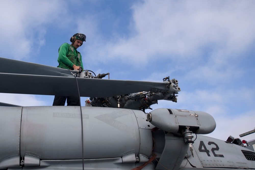 USS Shoup (DDG 86) Underway for COMPTUEX
