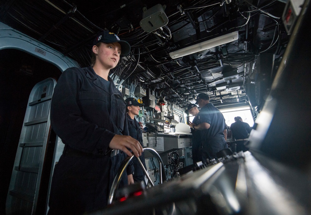 USS MAKIN ISLAND FLIGHT OPS