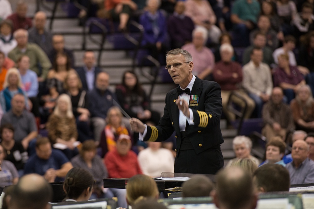 Navy Band visits Pickerington