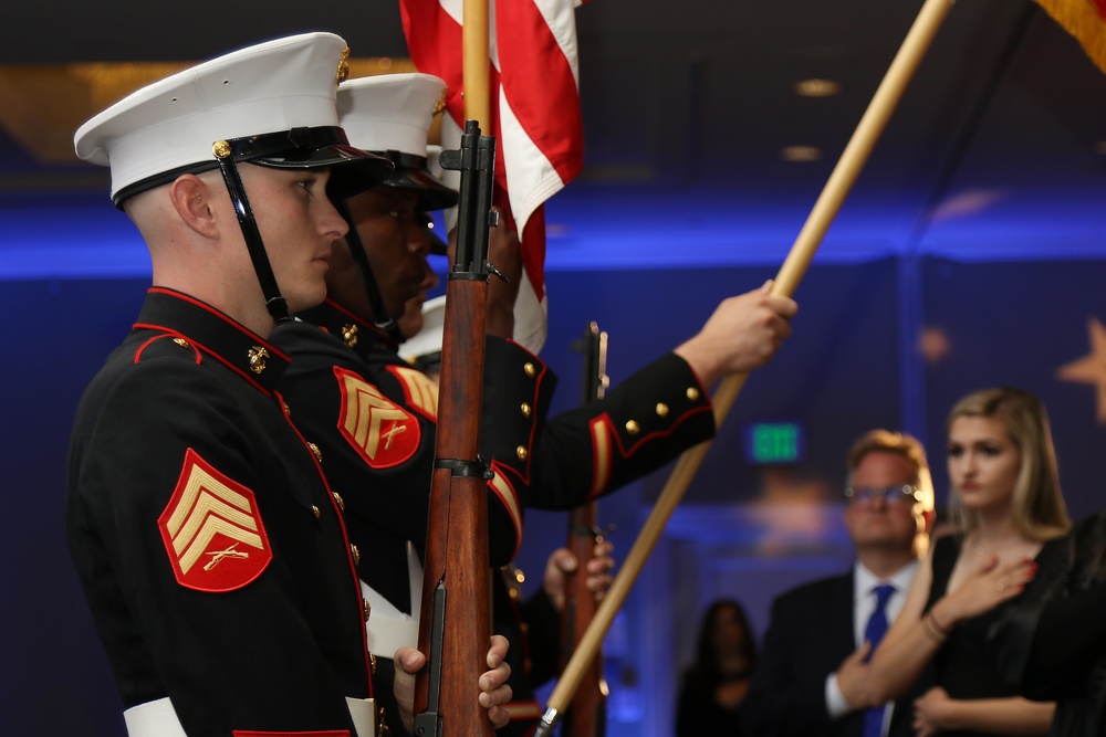 DVIDS Images Orange County Marines pay homage to Ellis Island Medal