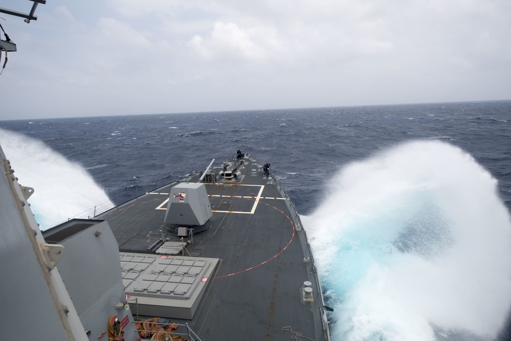 USS Michael Murphy (DDG 112) transits the South China Sea