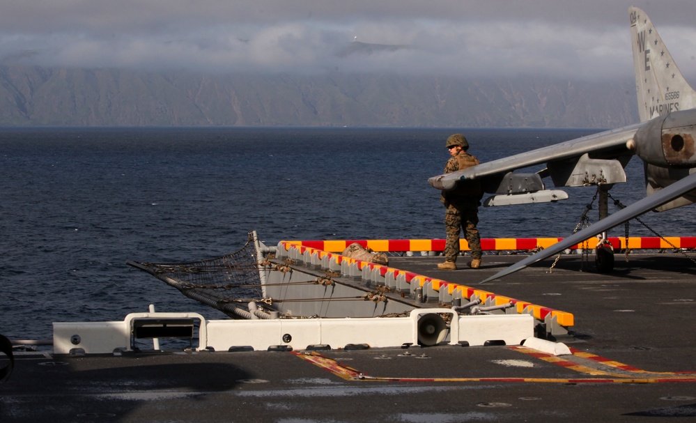 America Amphibious Ready Group practices power projection