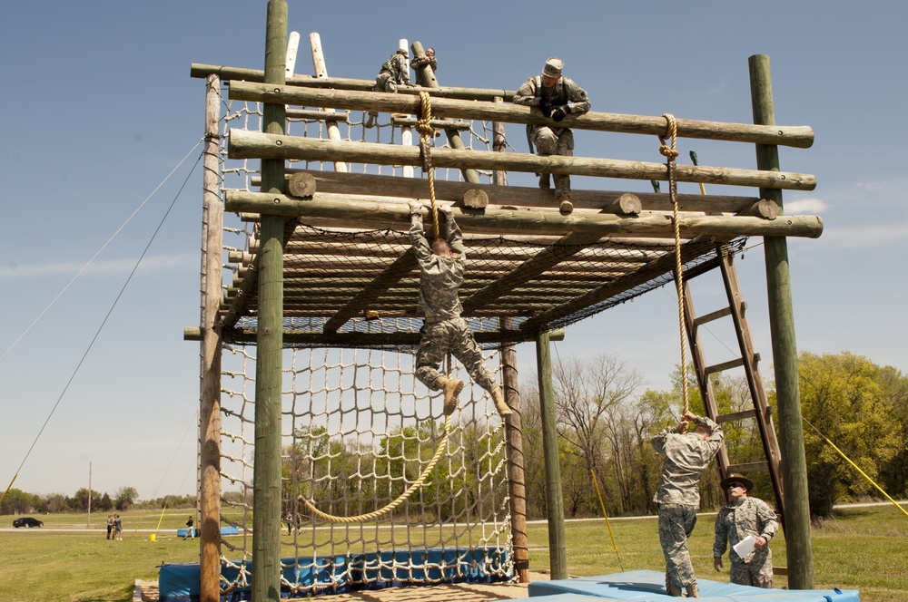 Oklahoma Army National Gaurd recruits compete in annual Warrior Challenge