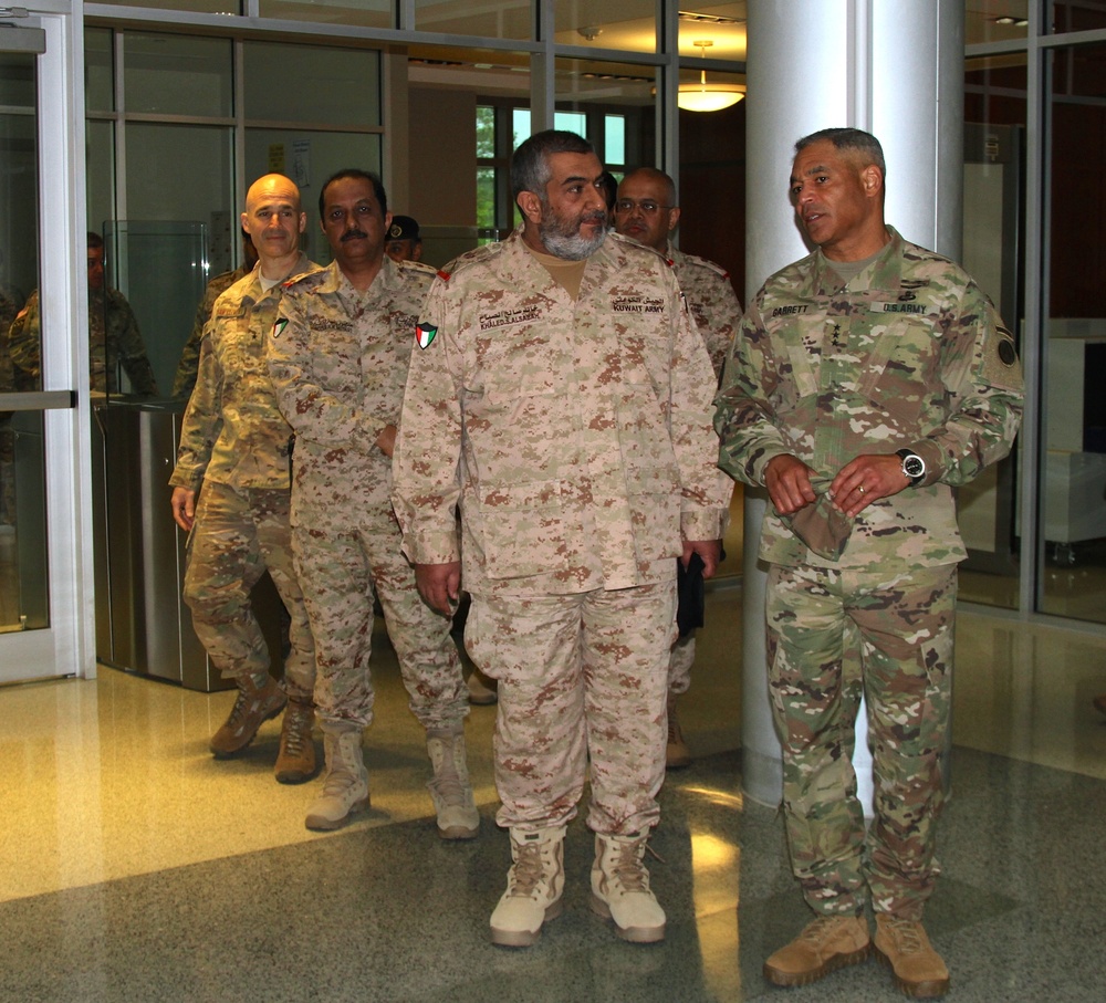 Kuwait land forces commander visits US Army Central headquarters