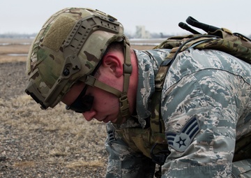 EOD trains to maintain readiness