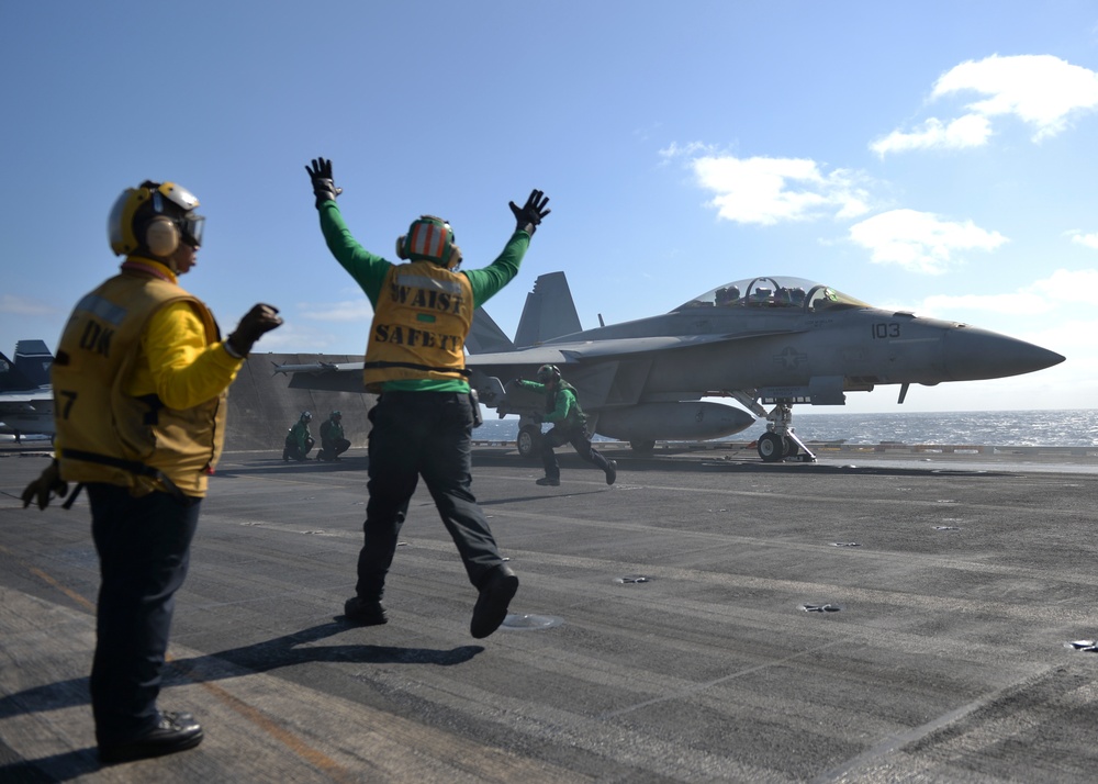 Sailors Conduct Flight Ops