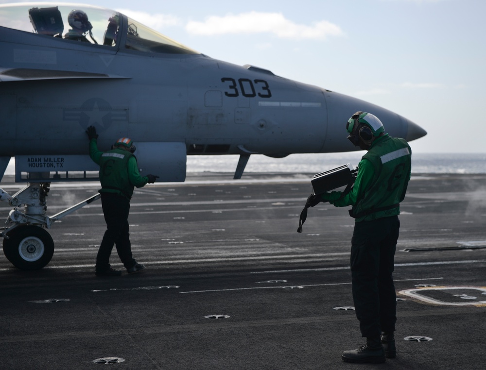 Sailors Conduct Flight Ops