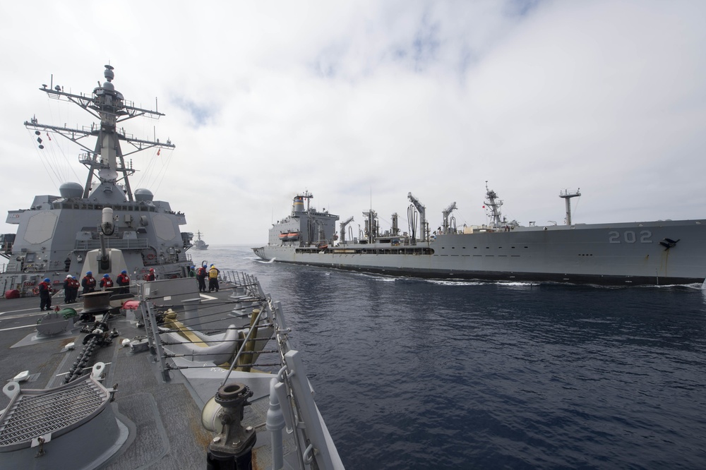 USS Howard (DDG 83) Conducts RAS during COMPTUEX