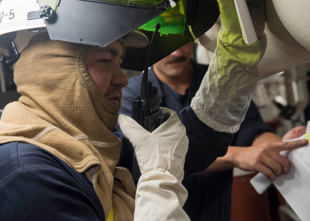 USS Howard (DDG 83) Underway for COMPTUEX