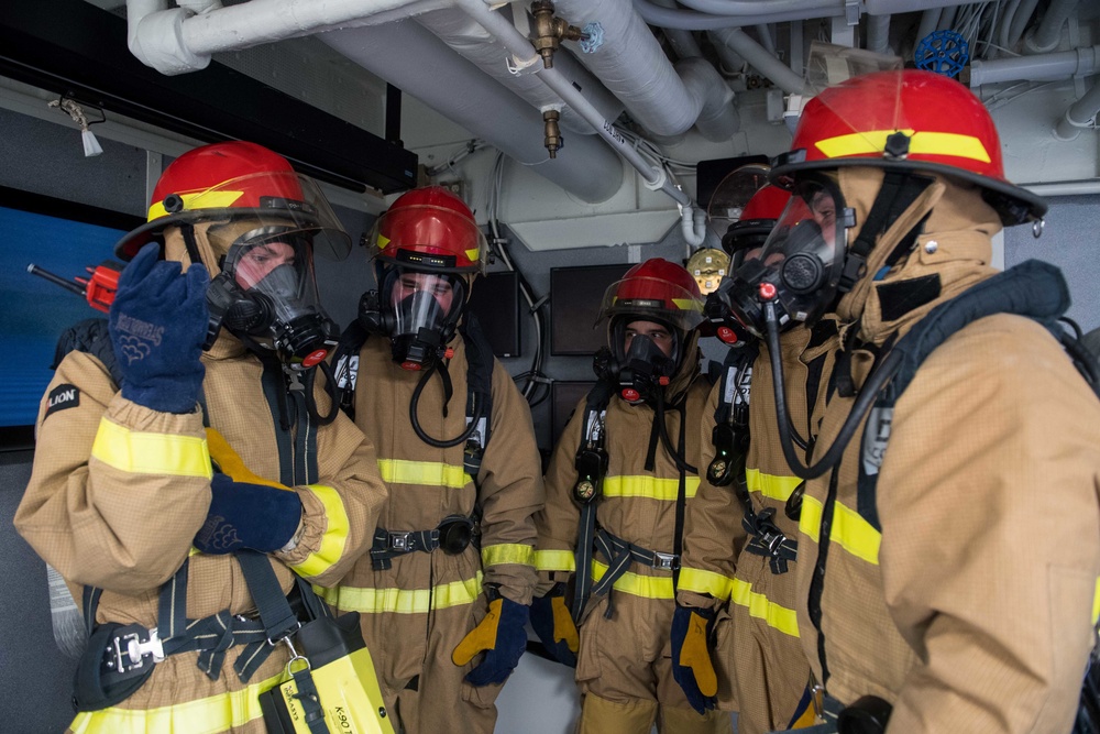 USS Princeton (CG 59) Underway for COMPTUEX