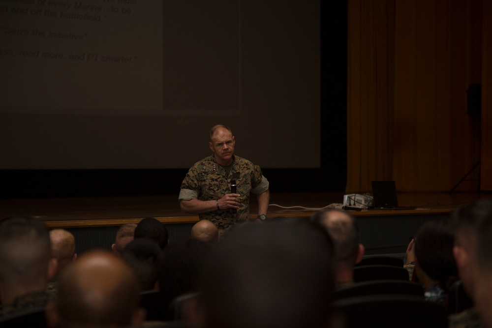 Corps' Top Officer has heart-to-heart discussion with Okinawa Marines during worldwide base visits