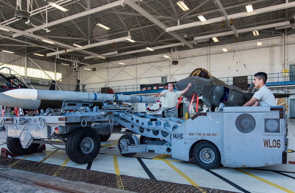 Team Eglin weapons load crew competition