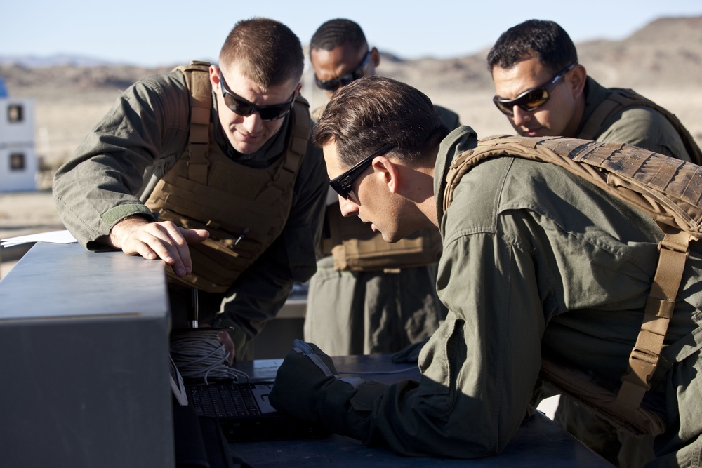 Marine Corps Communications-Electronics School documentation