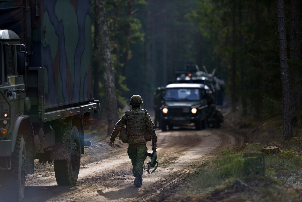 U.S. and Estonian Soldiers Train in Estonia