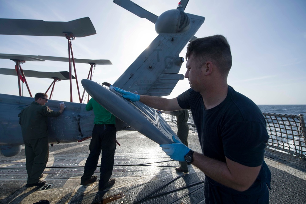 USS Shoup (DDG 86) Underway for COMPTUEX