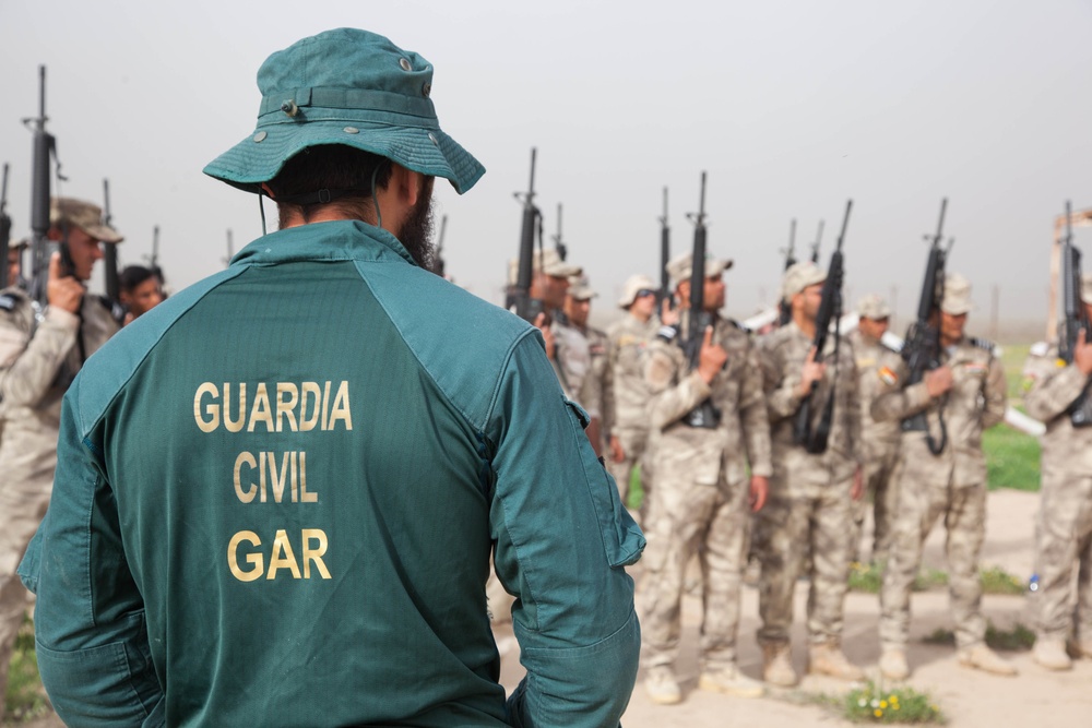 Border Guard runs obstacle course