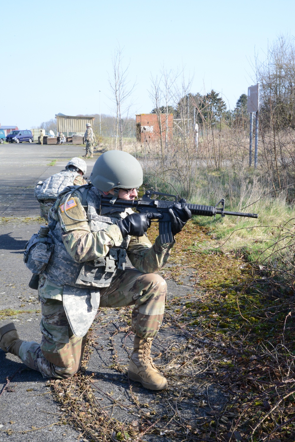 39th Signal Bn React to indirect fire