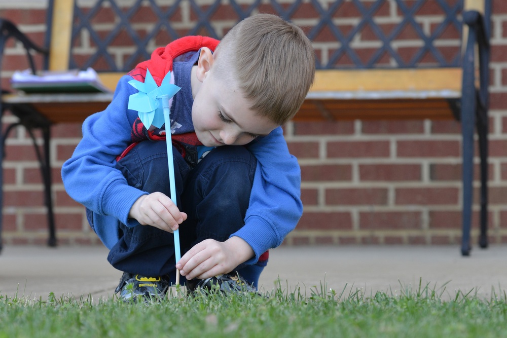Planting pinwheels raises child abuse awareness