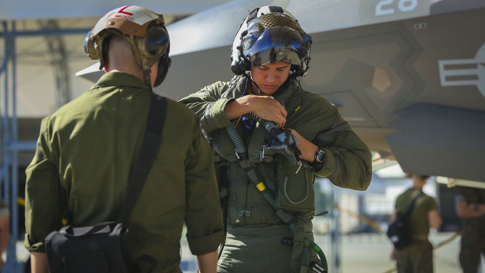 VMFAT-501 Marines hone skills during Instructor Pilot Proficieny Training