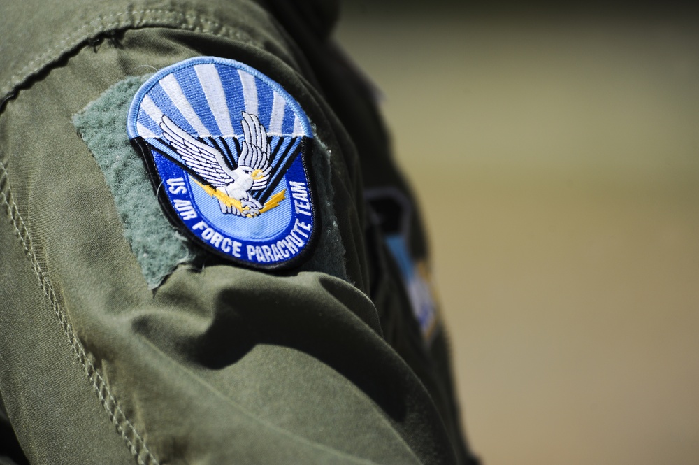 Wings of Blue Parachute Team