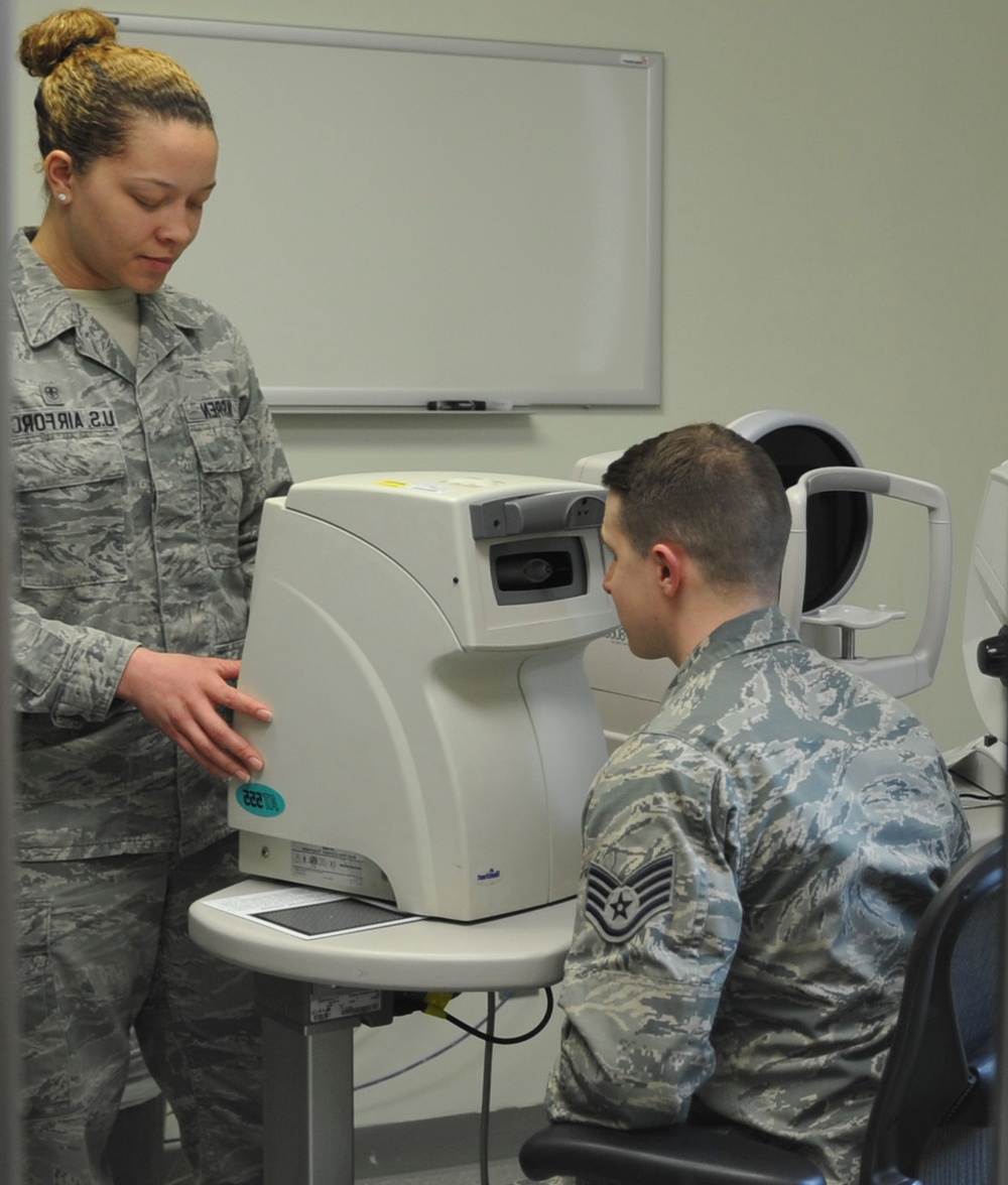 Can you see me now? Optometry taking care of Airmen