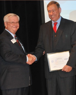 ESGR presents SRI International with Patriot Award