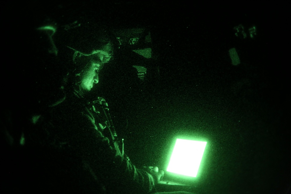 SPMAGTF conducts night aerial refueling