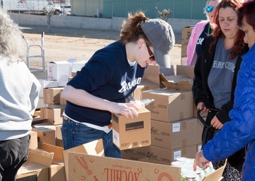 Charity supplies food for military and Barstow residents
