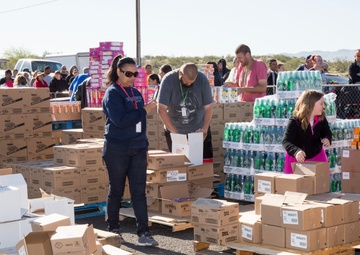 Charity supplies food for military and Barstow residents