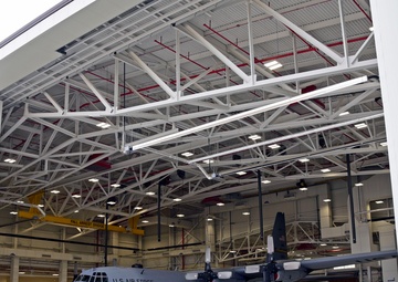 New maintenance hangar open for business