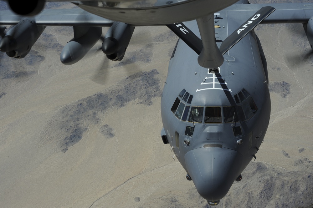 Refueling with the 161st Air Refueling Wing