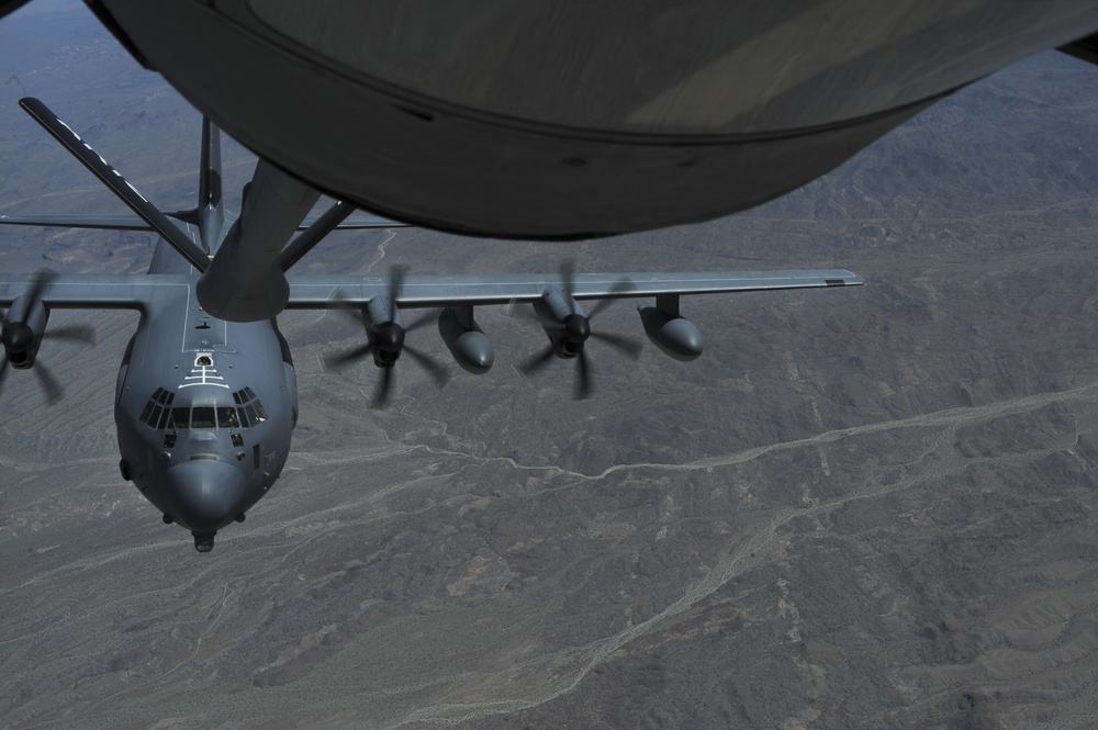 Refueling with the 161st Air Refueling Wing