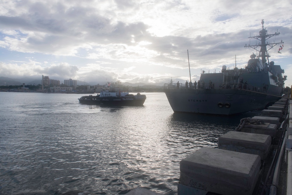 Sterett Leaves Joint Base Pearl Harbor-Hickam, Hawaii