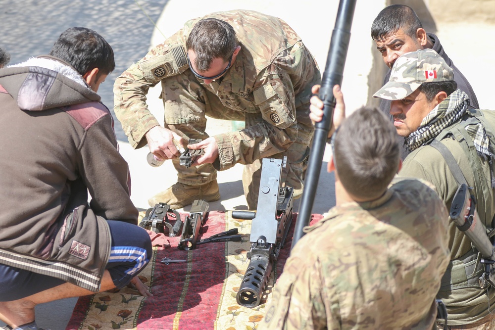82nd Airborne Paratroopers serve in Iraq as part of Coalition against ISIS