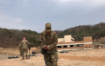 576th RCC  Trains on Minehound Systems