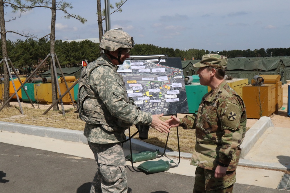 Maj. Gen. Smith visits exOPR17