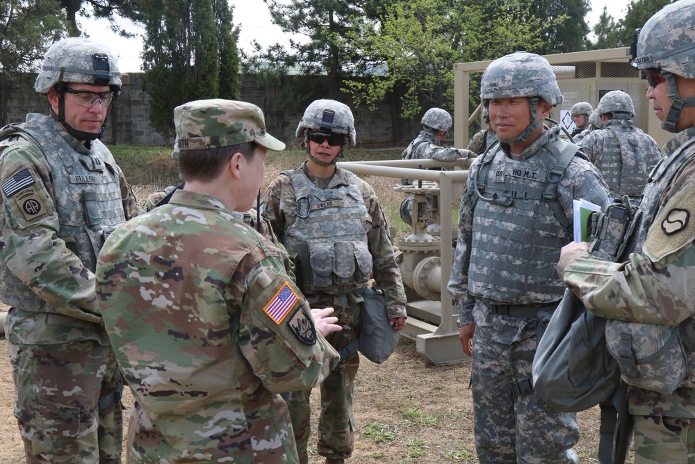 Maj. Gen. Smith visits exOPR17