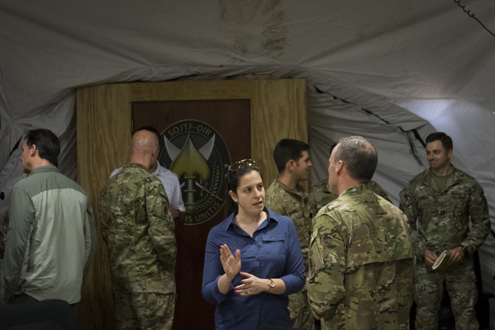Congressional Delegation Visits Operation Inherent Resolve Troops
